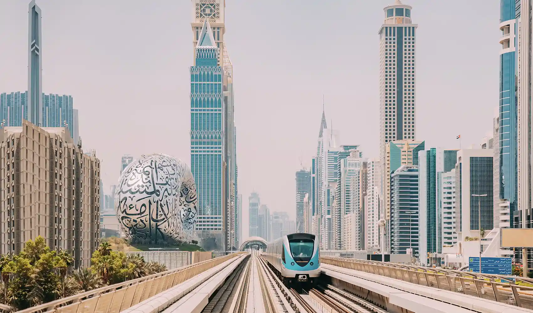 10 Must See Places to Visit in Dubai for First Timers 2